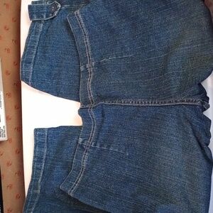 White stag says 8 denim capris stretchy women's